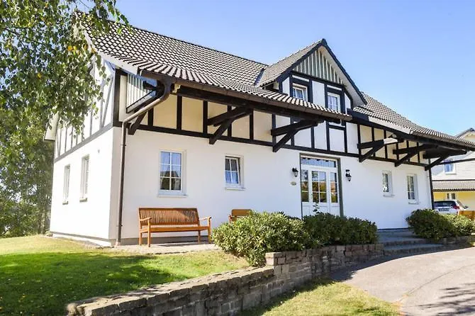 Hof Koehne - Haus Feldscheune Links *