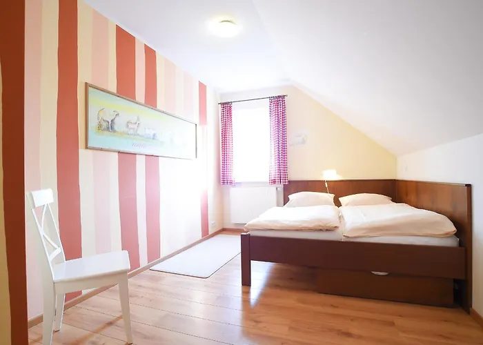 Hof Koehne - Haus Feldscheune Links * Schmallenberg